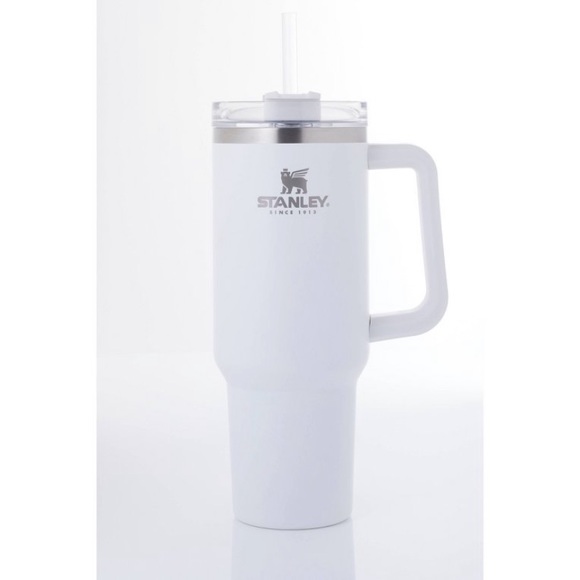 ❗️SOLD❗️Stanley Adventure Quencher Travel Tumbler - Picture 3 of 6